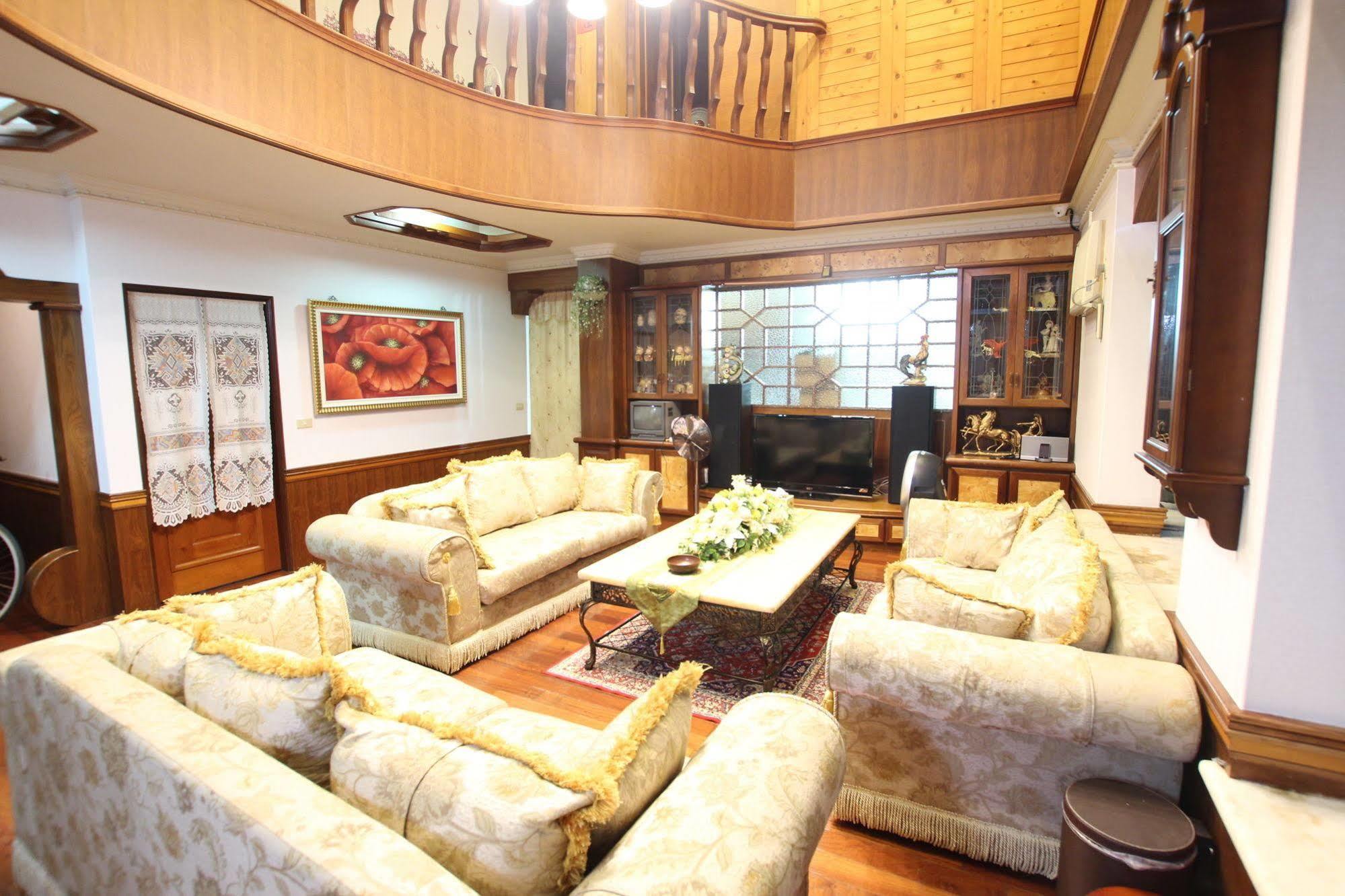 Yilan Pine Villa Homestay Luodong Exterior foto
