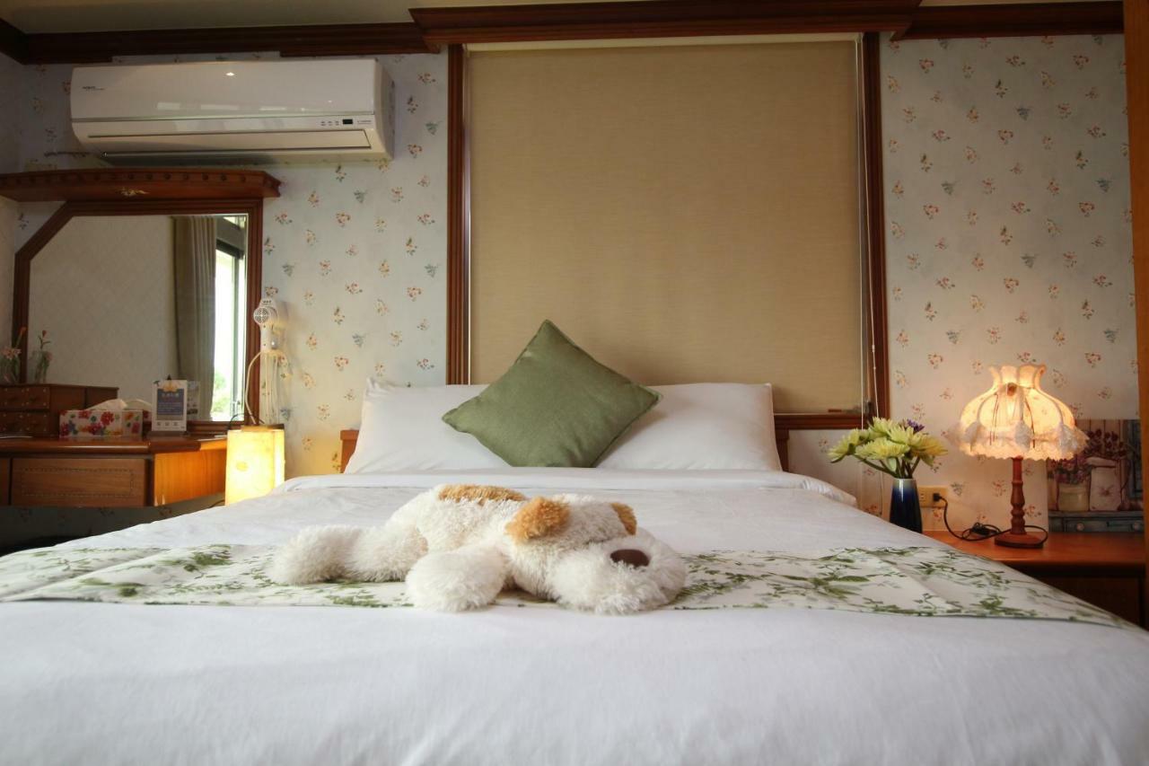 Yilan Pine Villa Homestay Luodong Exterior foto