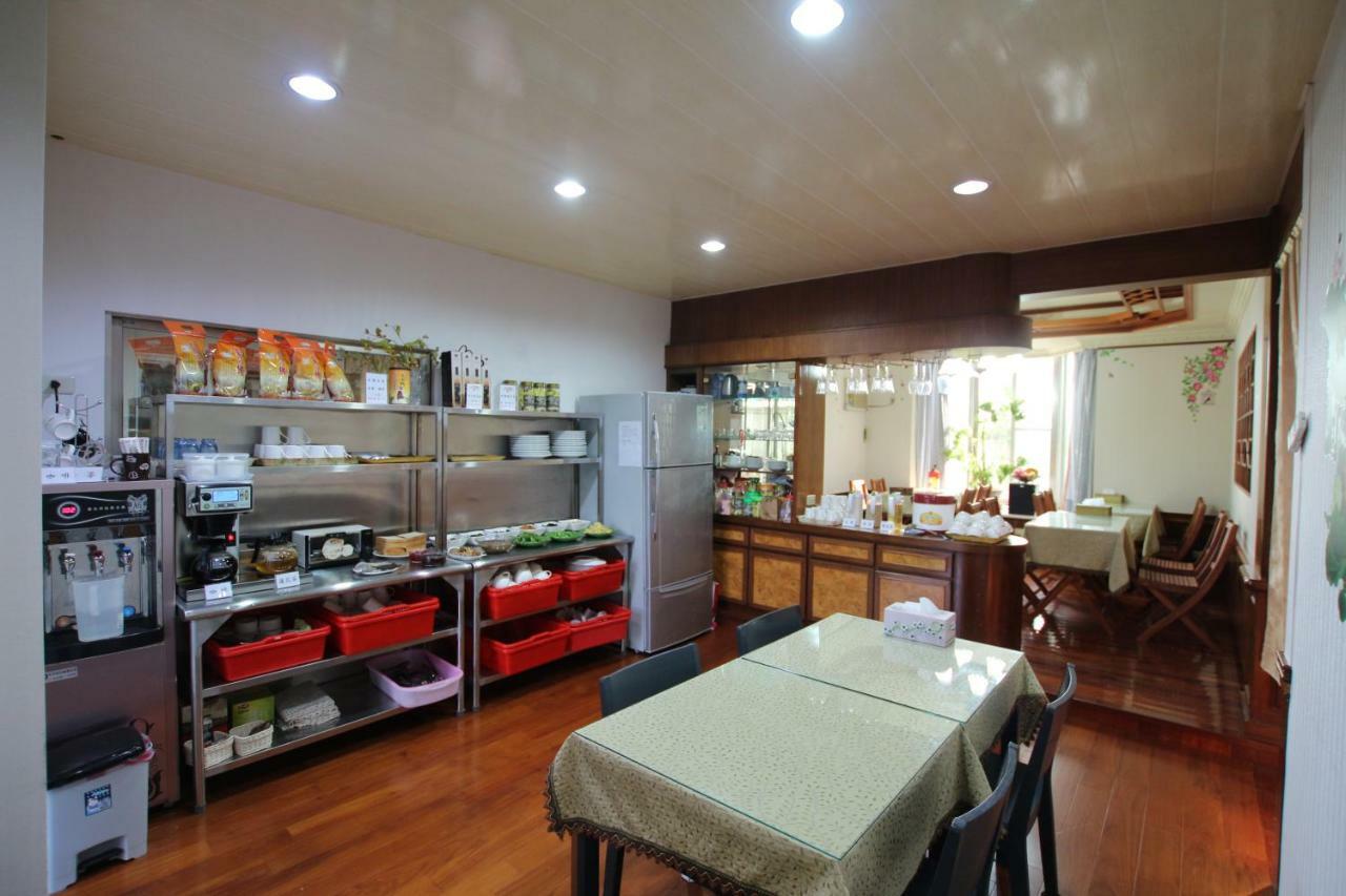 Yilan Pine Villa Homestay Luodong Exterior foto