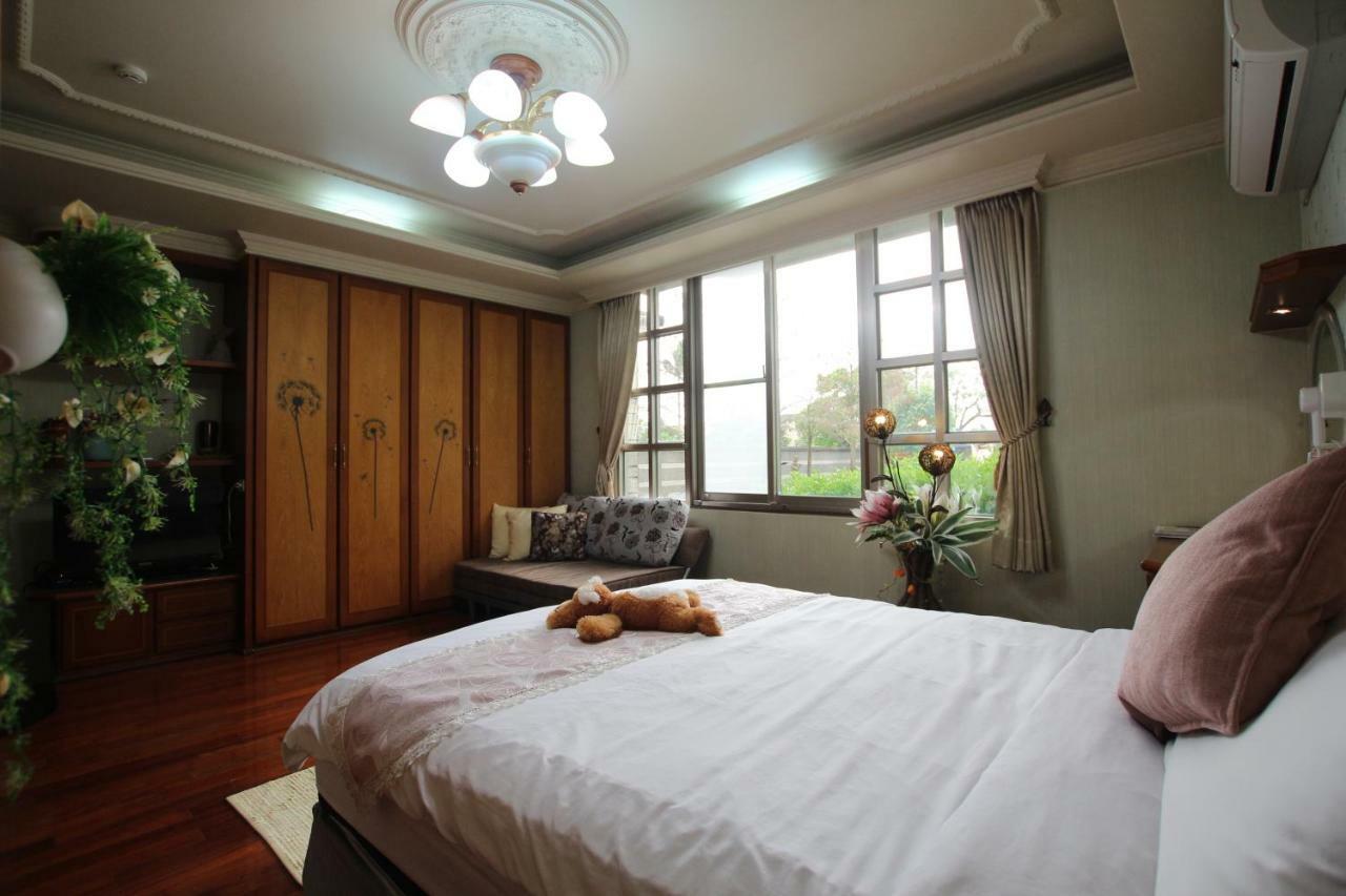 Yilan Pine Villa Homestay Luodong Exterior foto