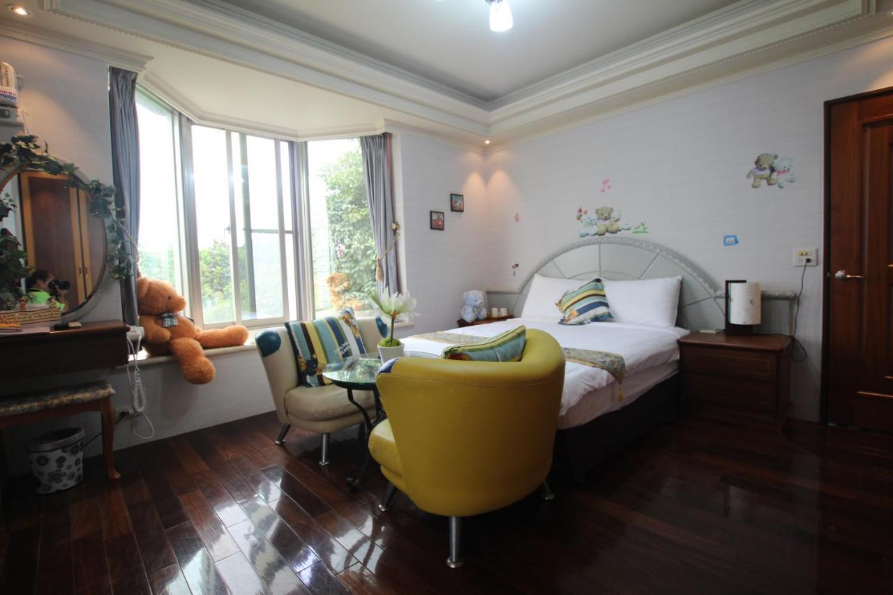 Yilan Pine Villa Homestay Luodong Exterior foto